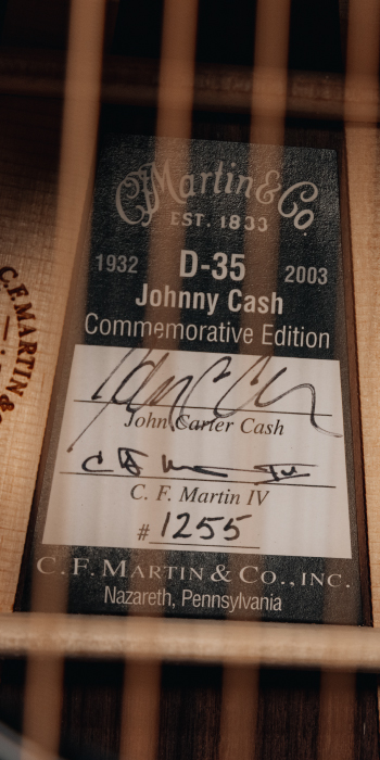 D-35 Johnny Cash_Label_Image